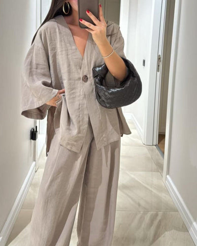 Lässiges Set aus Bluse und Hose