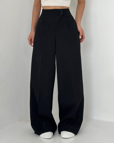 Gestalte Hosen mit passendem Knopf