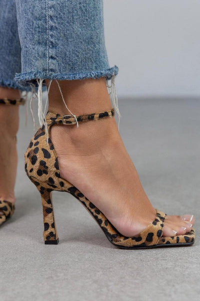 GIULIA | HOHE TIENEN IM ANIMAL-LOOK