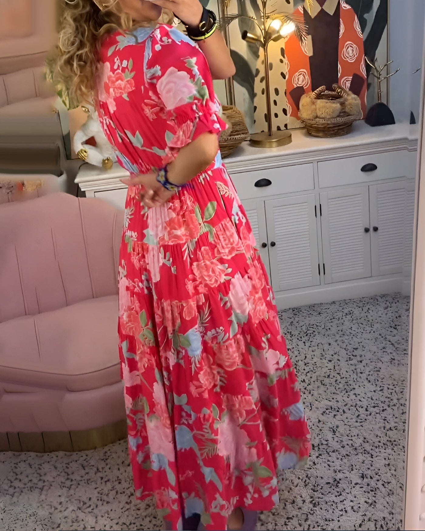 CATERINA | Langes Blumenkleid mit diskreten Taschen und femininer Silhouette für den Tag