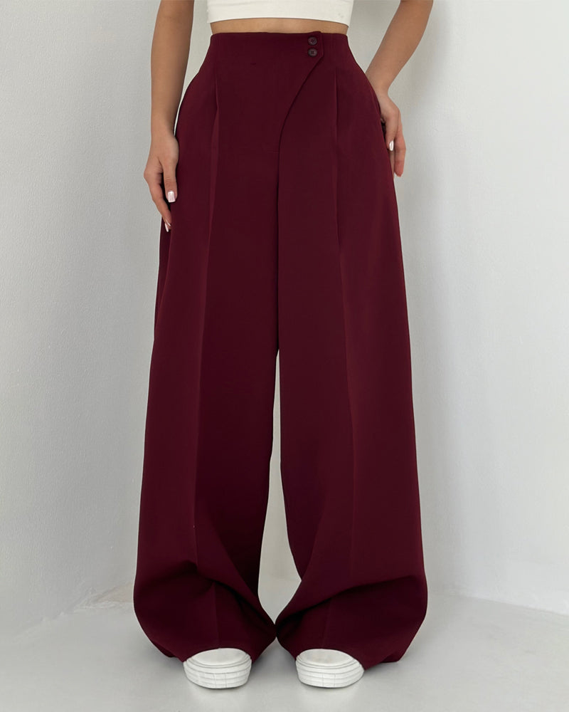 Gestalte Hosen mit passendem Knopf