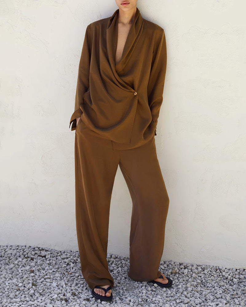 Elegantes Set aus Hemd und Hose