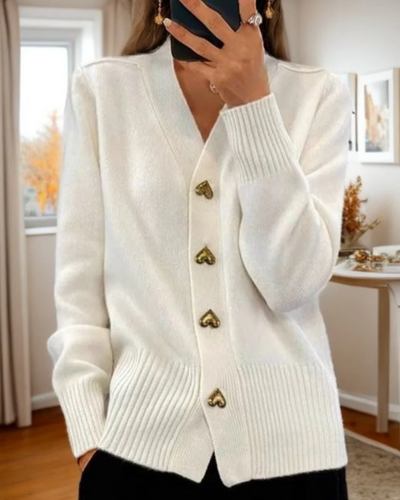 Eleganter Cardigan mit Herzknöpfen