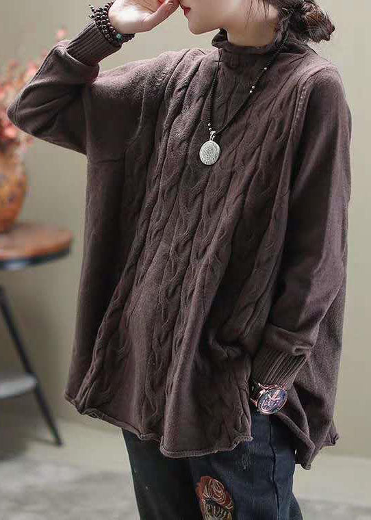 Bequemer Strickpullover mit hohem Kragen