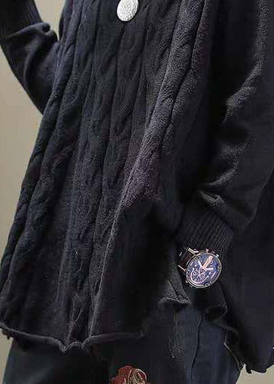 Hochkragenpullover mit seitlicher Öffnung