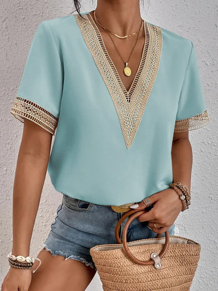 Davina | Elegante Bluse mit luxuriösen Spitzendetails