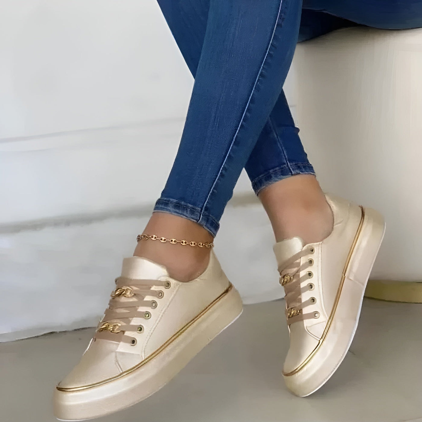 Moderne elegante orthopädische Schuhe