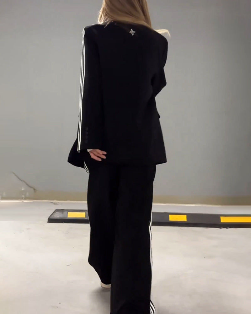 Schwarze Jacke und lässige Hose