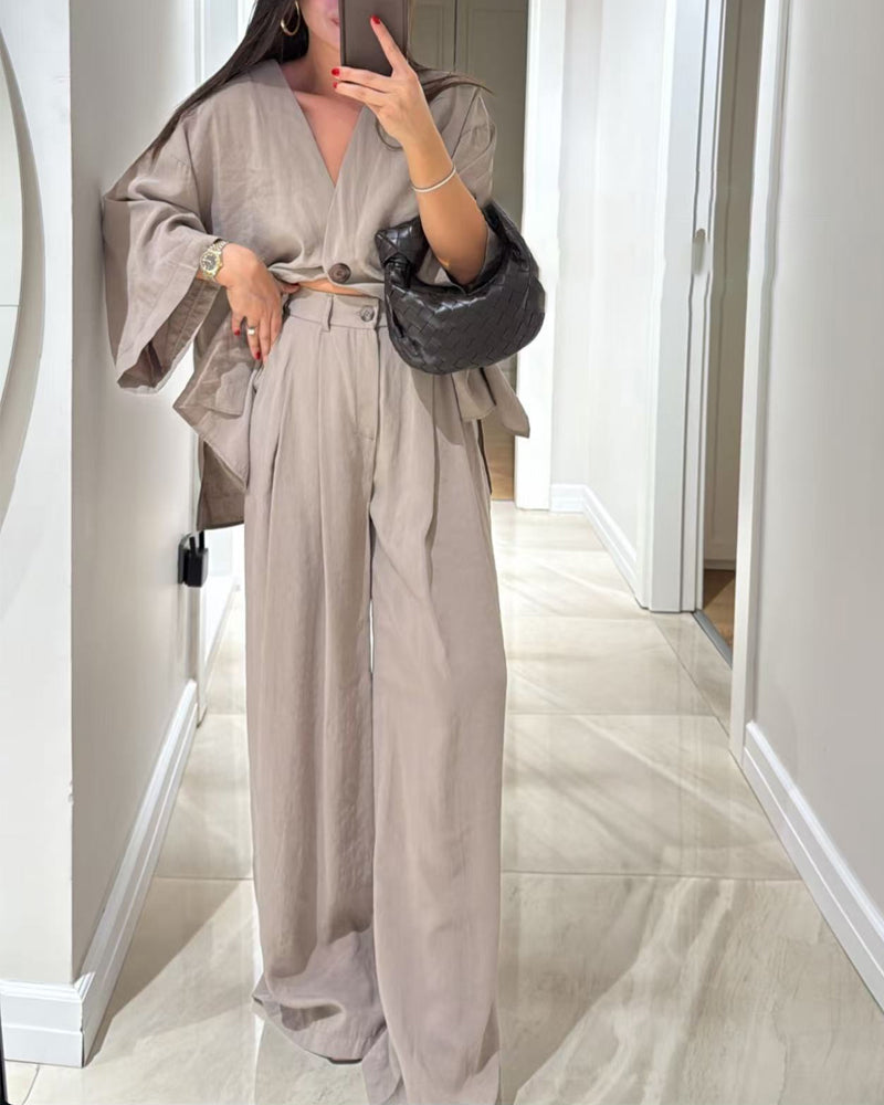 Lässiges Set aus Bluse und Hose