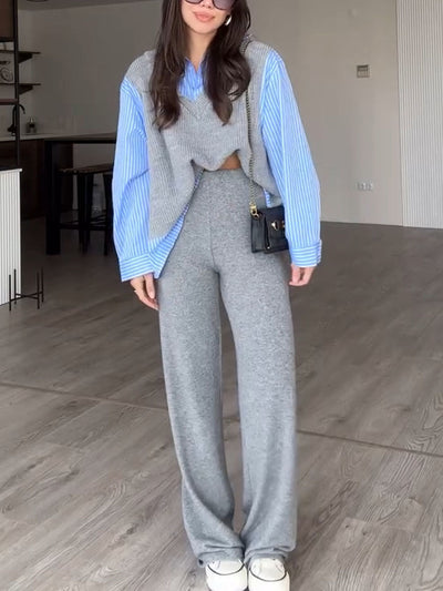Stylische Strickbluse und Hose