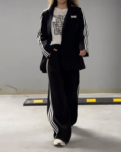 Schwarze Jacke und lässige Hose