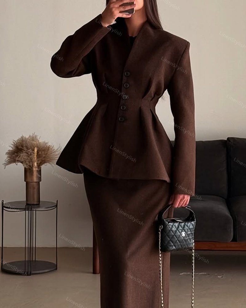 Anpassungsfähiges Set aus Jacke und Rock