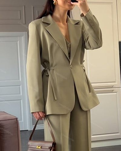 Eleganter Anzug mit Jacke und Hose