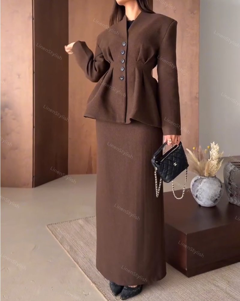 Anpassungsfähiges Set aus Jacke und Rock