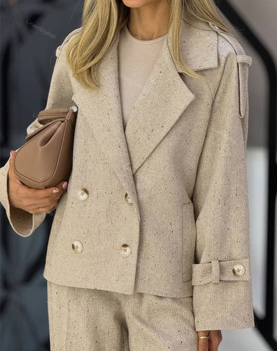 Elegantes Set aus Jacke und Hose